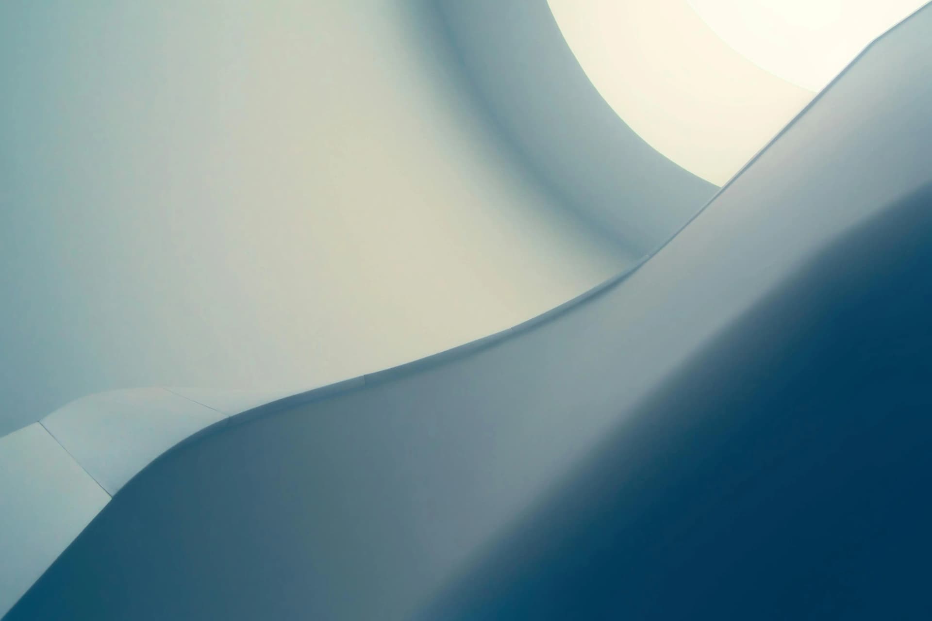 Master Immersive Marketing: Engage Audiences with Multi-Sensory Experiences and Cutting-Edge Technology